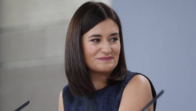 Photo of لهذه الأسباب وزيرة الصحة الإسبانية تقدم استقالتها من حكومة سانشيز