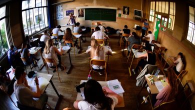 Photo of عنصرية.. تلاميذ فرنسيون يرفضون دراسة رواية كاتب جزائري!