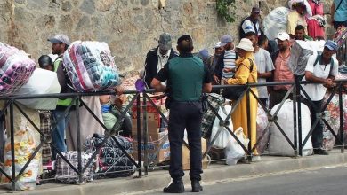 Photo of المغرب يطلب من السلطات الإسبانية إقفال معبر باب سبتة خلال العطلة
