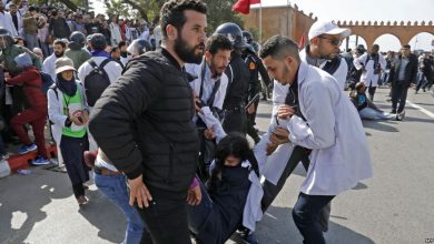 Photo of الحكومة تختار التصعيد: “لا تراجع عن التوظيف الجهوي.. وستنخذ الإجراءات اللازمة”!