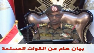 Photo of الجيش السوداني يعتقل البشير ويعلن حالة الطوارئ لمدة ثلاثة أشهر