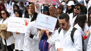 Photo of بنسبة ساحقة.. طلبة كليات الطب يصوتون لتمديد الإضراب