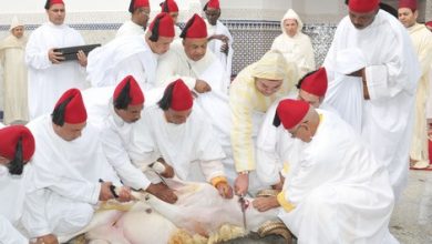 Photo of الملك يؤدي صلاة عيد الأضحى بمسجد الحسن الثاني بتطوان(فيديو)