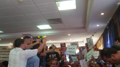 Photo of الإحتجاجات توقف دورة أكتوبر لجماعة طنجة
