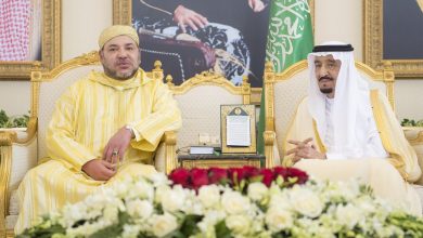 Photo of الملك سلمان ونجله يهنئان الملك بمناسبة عيد الإستقلال