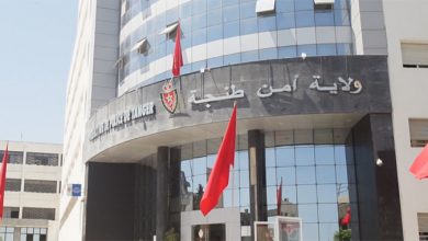 Photo of بتعاون مع “الديستي” أمن طنجة يطيح بتاجر مخدرات صدرت في حقه 25 مذكرة بحث