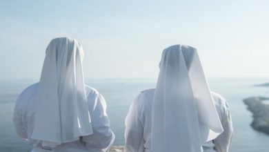 Photo of حملتا في مهمة تبشيرية بإفريقيا.. راهبتان تفجران فضيحة في الكنسية الكاثوليكية
