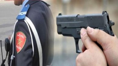 Photo of طنجة..شرطي يشهر سلاحه الوظيفي في وجه ثلاثة أشخاص بينهم فتاة