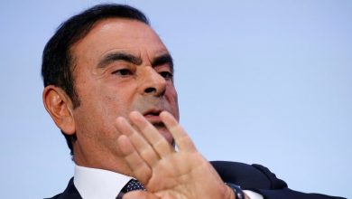 Photo of كارلوس غصن بعد وصوله لبنان: لقد حررت نفسي من الظلم والإضطهاد السياسي