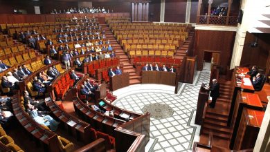 Photo of البرلمان يتجه إلى تجريد برلمانيين محكومين بالسجن من مقاعدهم