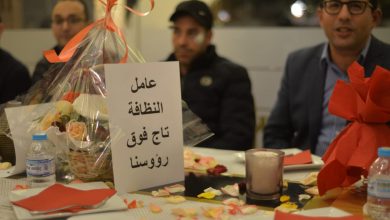 Photo of “عمال النظافة تاج فوق رؤوسنا” شعار لالتفاتة إنسانية من الجسم الإعلامي بطنجة لعامل النظافة المعتدى عليه