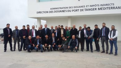 Photo of طنجة: اجتماع بين مسؤولين جمركيين وتجار الفنديق لمناقشة بدائل التهريب