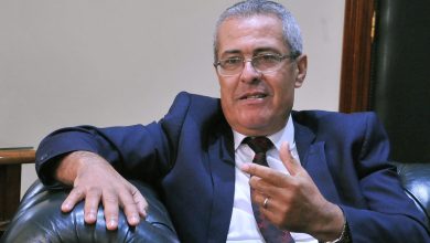 Photo of وزير العدل يقع في المحظور مجددا..مسودة  قانون مسربة تغضب المفوضين القضائيين