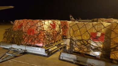 Photo of وصول 6 طائرات تحمل مساعدات إنسانية وطبية لمطار لبنان