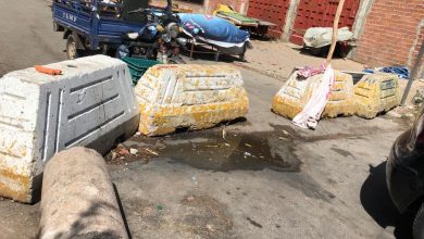 Photo of تجار بحي طنجة البالية يطالبون بإزالة الحواجز بعد تضرر تجارتهم