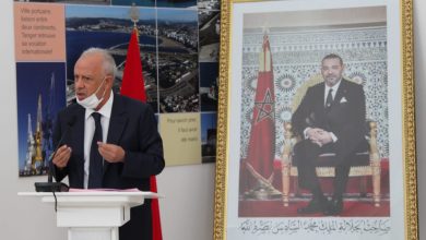 Photo of بحضور مثقفين..الوالي امهيدية يشرف على تقديم مشاريع العرض الثقافي بطنجة