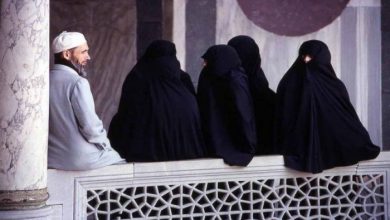 Photo of فرنسا تتجه لسحب تصاريح الإقامة وطرد متعددي الزوجات