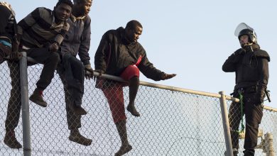 Photo of 150 مهاجرا إفريقيا يحاولون اقتحام حدود مليلية