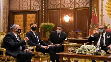 Photo of صحيفة إسرائيلية: الملك محمد السادس وافق على فتح قنصليات بالمغرب وإسرائيل