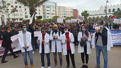 Photo of تزامنا مع إضرابهم.. مسيرة احتجاجية للأساتذة المتعاقدين بطنجة