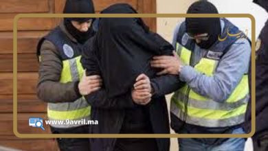 Photo of بينهم مغربي.. الشرطة الكطالونية توقف ثلاثة أشخاص لاعتدائهم على مثليين بالشارع العام