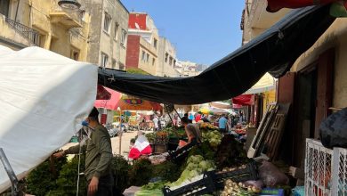 Photo of طنجة.. مواطنون غاضبون من احتلال الملك العمومي بالدرادب أمام أعين قائدة المنطقة