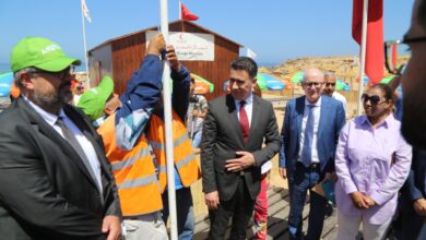 Photo of صور.. أمانديس تشرف على رفع اللواء الأزرق بشاطئ” باقاسم” بطنجة
