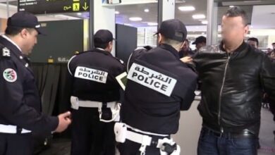 Photo of الأمن المغربي يوقف مطلوب دوليا بمطار محمد الخامس بتهمة الإرهاب