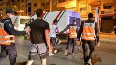 Photo of الأمن يعتقل 32 شخصا لاشتباه تورطهم في الشغب الرياضي والاعتداء على موظفين عموميين