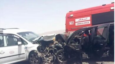 Photo of وفاة جندي وإصابة ثلاثة آخرون في حادثة سير مروعة