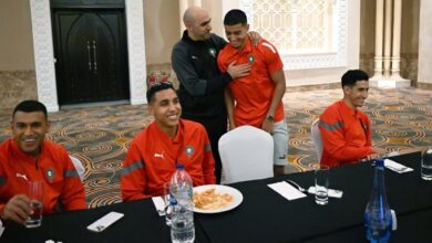 Photo of الركراكي يقدم أنس زروري للاعبي المنتخب المغربي