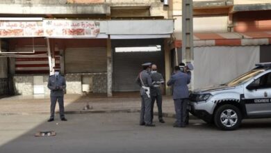 Photo of مختل عقليا يهاجم سائحين فرنسيين ويصيبهما بجروح خطيرة