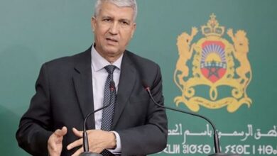 Photo of وزير الفلاحة يزلزل مسؤولين بإعفاءات واسعة
