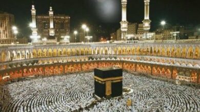 Photo of شجار بين 3 معتمرين جزائريين داخل الفندق ينتهي بجريمة قتل اثنين في مكة