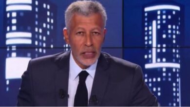 Photo of بسبب نطقه بعبارة “مغربية الصحراء.. قناة فرنسية توقف صحفي مغربي عن العمل