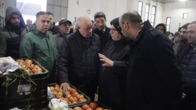 Photo of طنجة: والي المدينة وعمدتها بسوق الجملة لمراقبة الأسعار