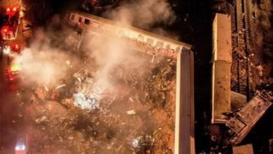 Photo of اصطدام بين قطارين في اليونان يخلف 32 قتيلا و85 جريحا في حادث