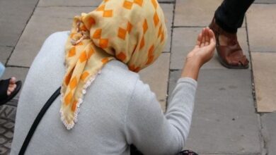 Photo of اعتقال متسولة “ثرية” ..تمتهن التسول وتمتلك عقارات بأحياء راقية