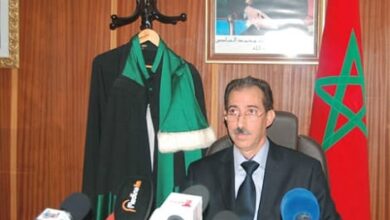 Photo of النيابة العامة تمنع الواتساب وتطبيقات التواصل الفوري بالهواتف المهنية للشرطة القضائية