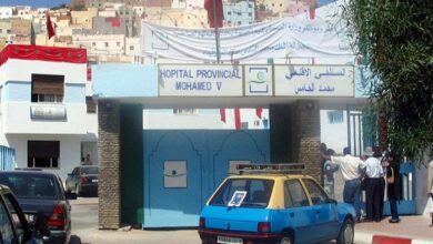 Photo of الإهمال والتسبب في وفاة شخص يجر أربعة أطباء للتحقيق بالحسيمة