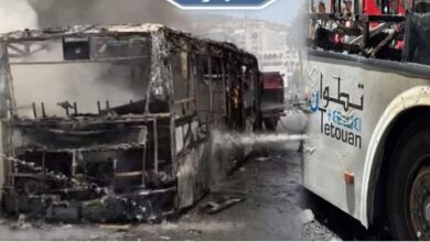 Photo of حافلة النقل الحضري تتحول إلى رماد بفعل النيران (صور)