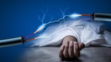 Photo of صعقة كهربائية تودي بحياة شاب في عقده الثالث وسط صدمة أفراد أسرته