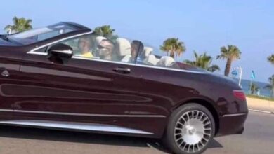 Photo of الملك محمد السادس يقدم عناية خاصة لامرأة تعرضت لحادث مروري بتطوان