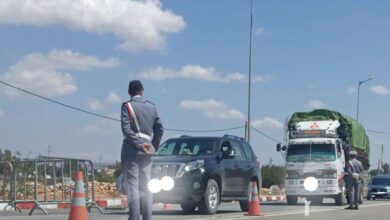 Photo of مصطافون يشتكون من معاملة الدرك.. اختناق مروري يومي بمدار خميس أنجرة