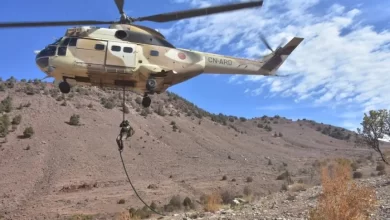 Photo of العثور على عائلتين مكونتين من 8 أفراد محاصرين في منطقة جبلية بجبال تارودانت