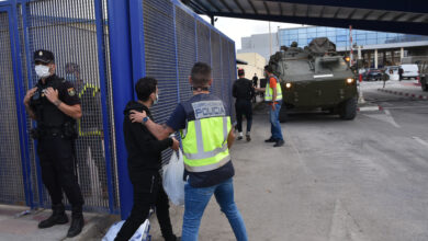 Photo of سبتة…المحكمة تدين صيادين مغاربة بجريمة تهريب “الحراكة”