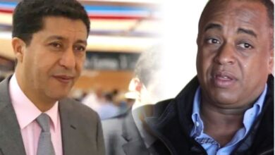 Photo of الوكيل العام للملك يكشف تفاصيل متابعة الناصري وبعوي في قضية بارون المخدرات “إسكوبار الصحراء”