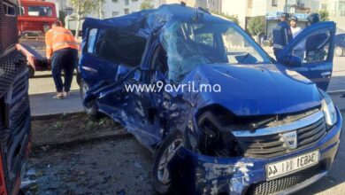 Photo of طنجة .. حادثة خطيرة تودي بحياة شخصين وترسل آخرين للمستعجلات (صور)