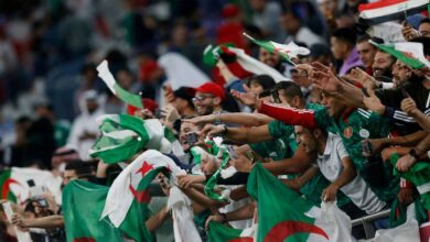 Photo of السلطات الايفوارية تشرع في ترحيل عشرات المشجعين الجزائريين