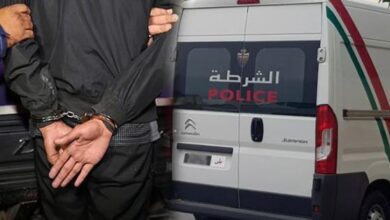 Photo of الأمن يوقف شخص يستدرج أطفال قاصرين من أمام مدرسة بغرض تعريضهم لاعتداءات جنسية